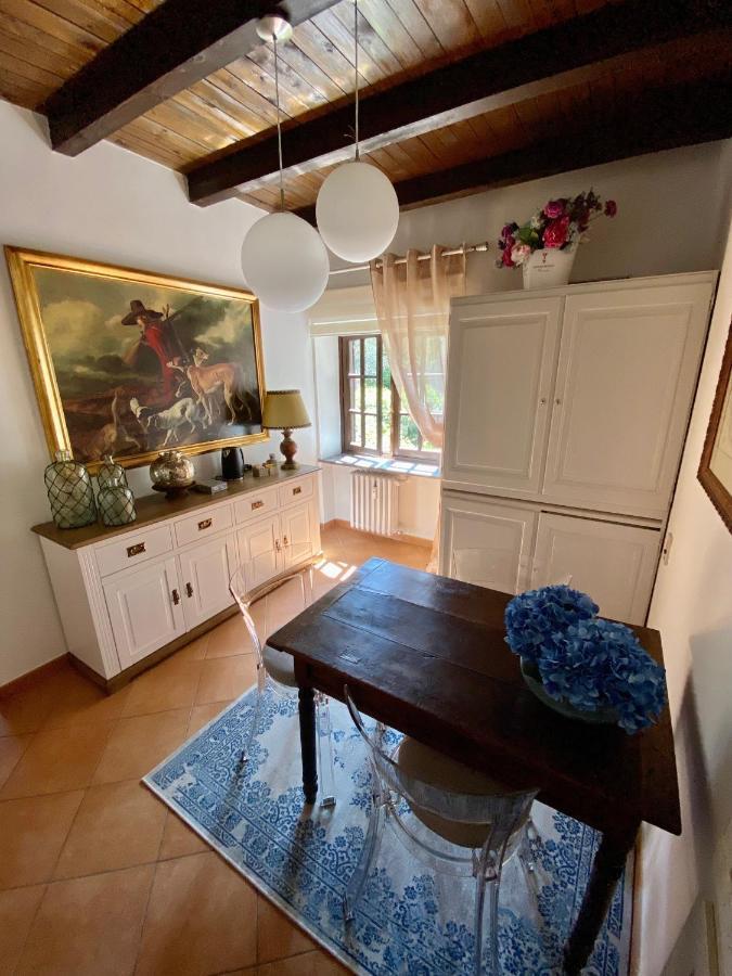 Ancienne Maisonnette Aoste Extérieur photo