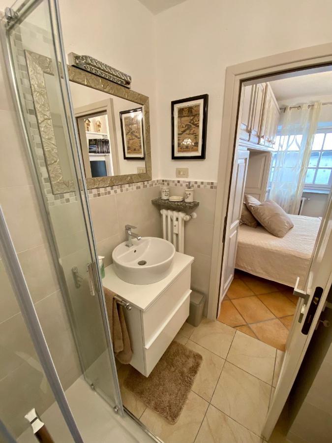 Ancienne Maisonnette Aoste Extérieur photo