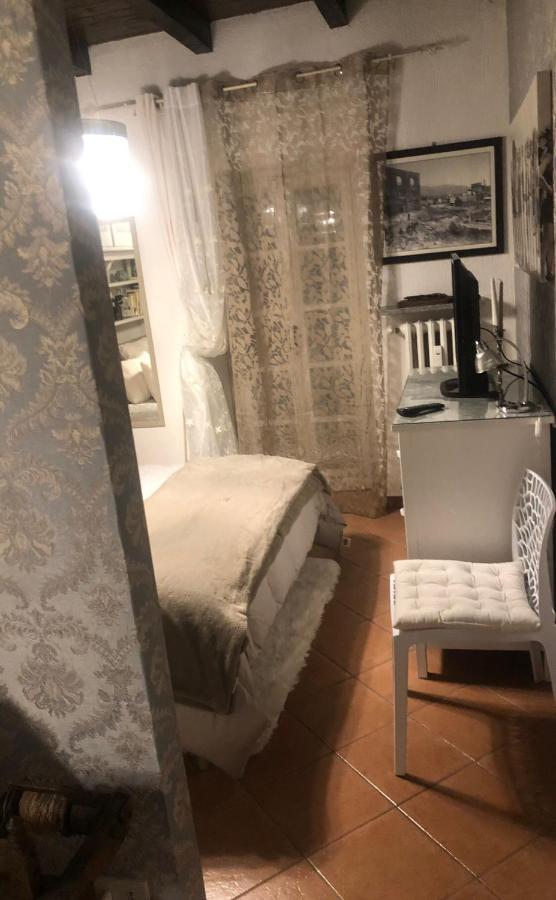 Ancienne Maisonnette Aoste Extérieur photo